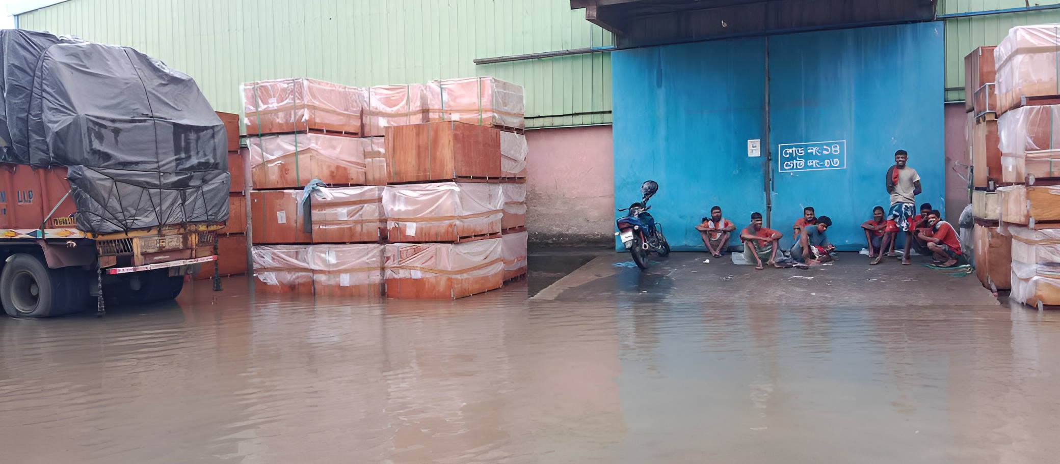 Heavy rains cause waterlogging at Benapole port, halting trade activities